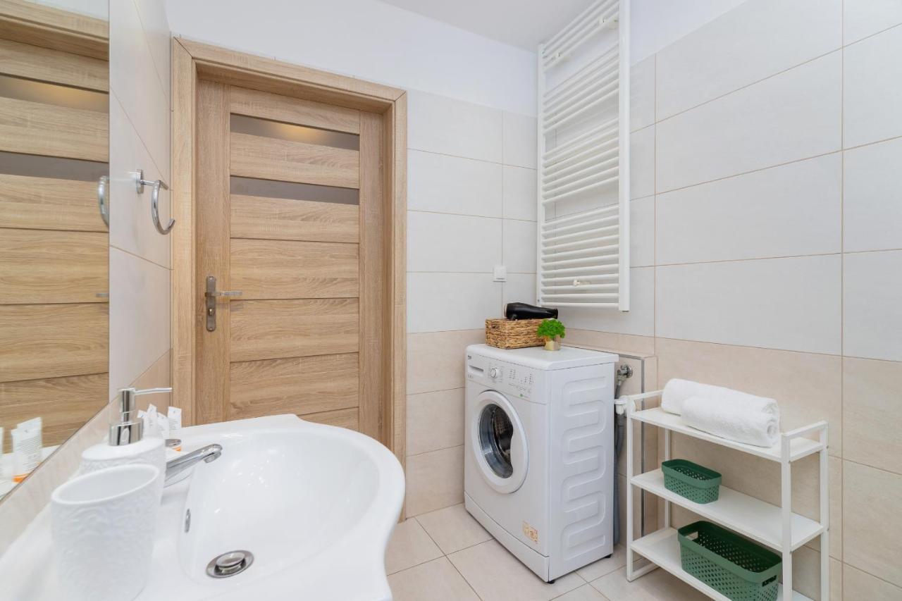 Bunscha Apartment Debniki Cracow By Noclegi Renters Krakow Exterior photo